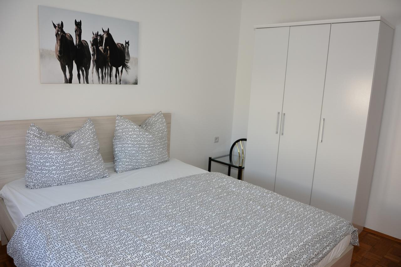 Taris Apartman Zengg Kültér fotó